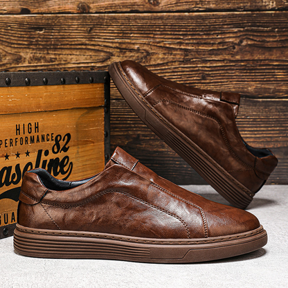 Versatile men's fashion sneakers, great for daily use & athletic style.