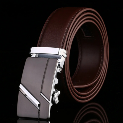Textured cowhide leather belt for men, featuring a robust and convenient automatic ratchet buckle.