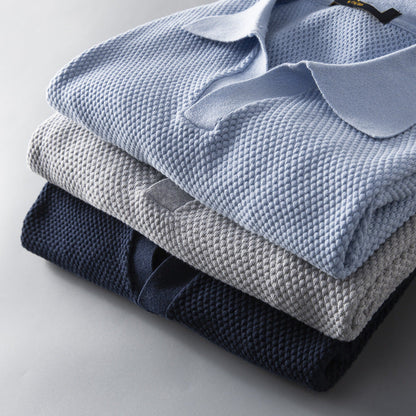 Men's short-sleeve polo shirt, premium quality, ideal for summer and everyday style.