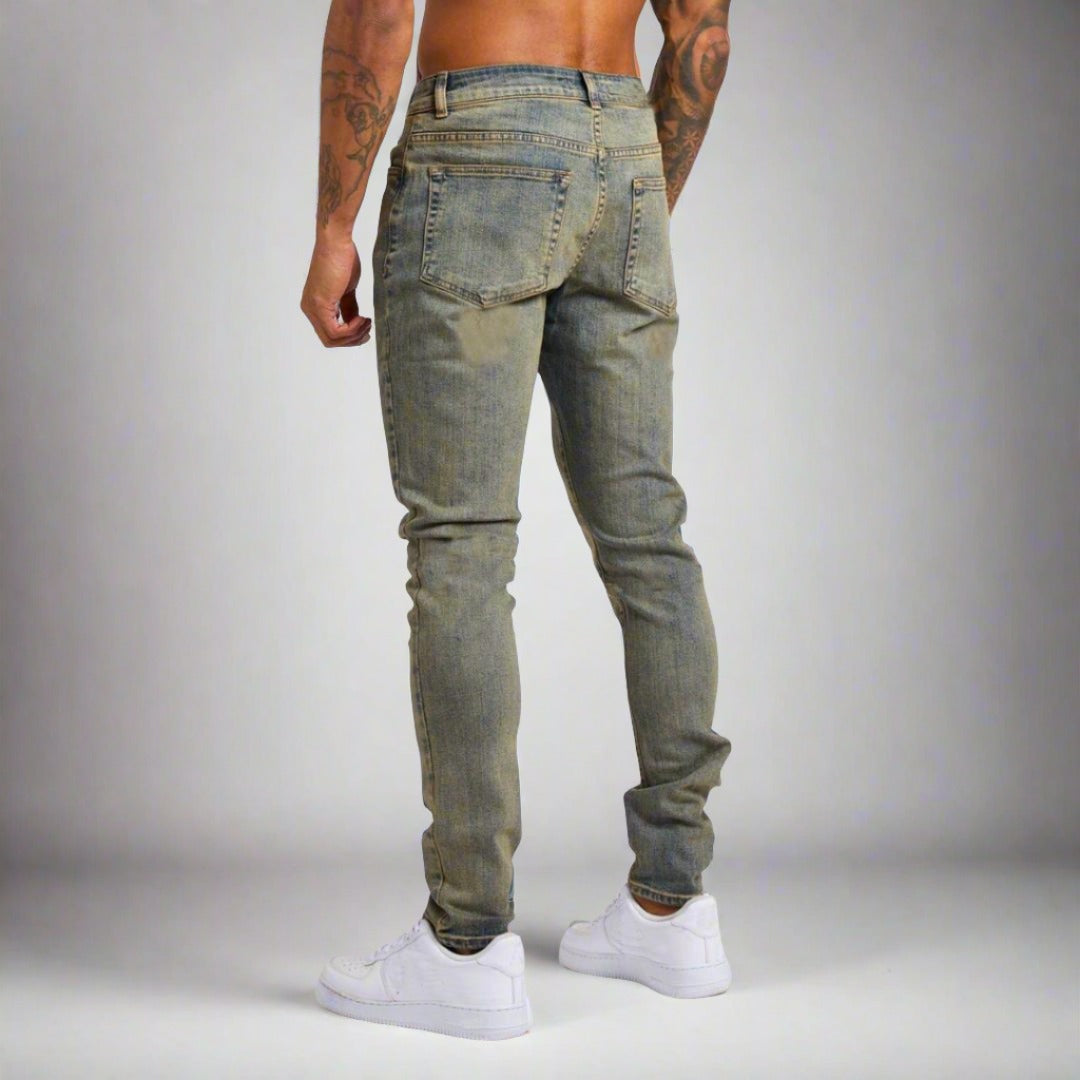Everyday men's comfort stretch jeans, dark wash denim pants with a modern fit & premium feel.