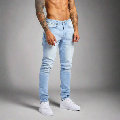 Stylish men's modern fit stretch jeans, premium denim for casual & everyday wear.