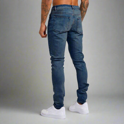 Versatile men's comfort stretch jeans, modern fit denim pants for everyday casual wear.