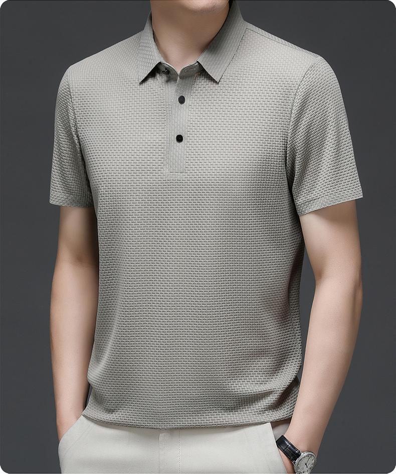 Detail of the collar and fabric on Men's Prestige Slim Fit Polo, classic style for smart casual.