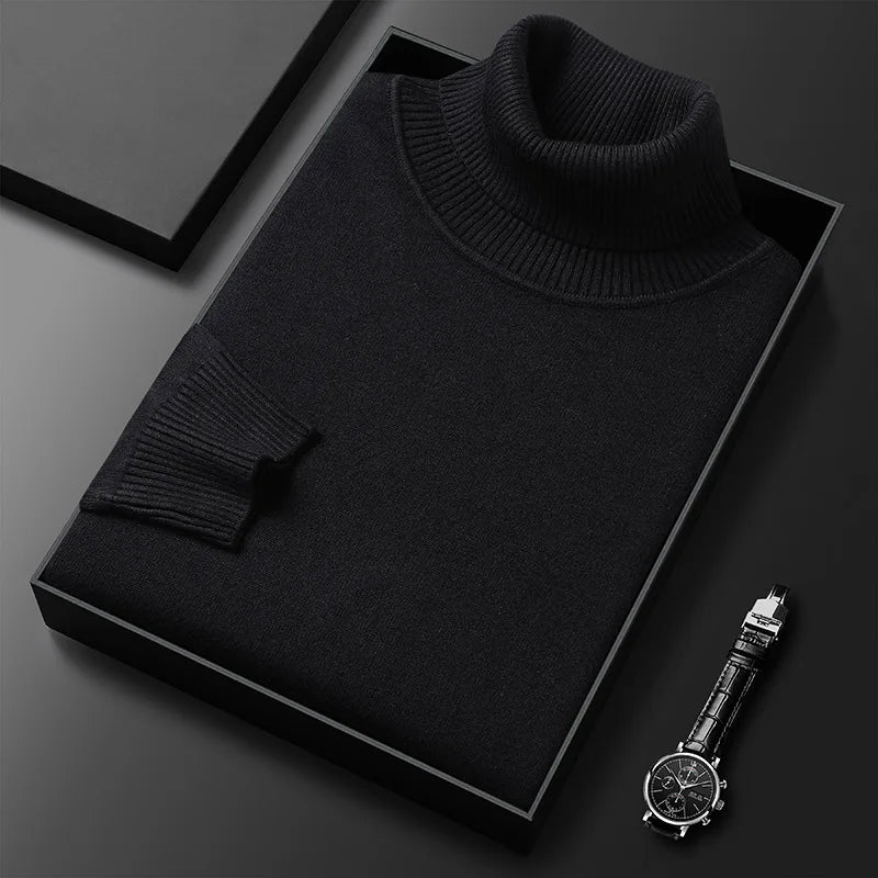 Casual yet refined men's turtleneck sweater, offering effortless style and warmth for winter fashion.