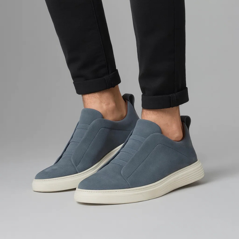 Stylish men's casual sneakers, ideal for walking & everyday fashion. Comfortable everyday footwear.