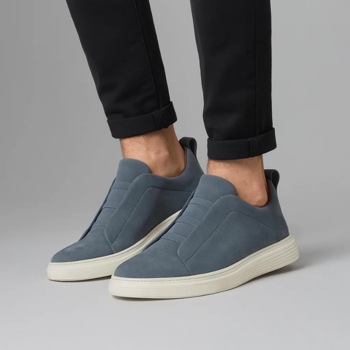 Stylish men's casual sneakers, ideal for walking & everyday fashion. Comfortable everyday footwear.