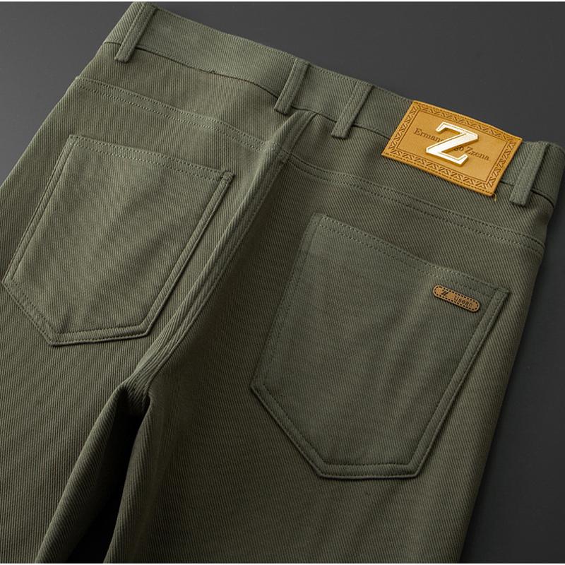 Refined fit men's jeans, designed for effortless style and all-day comfort.