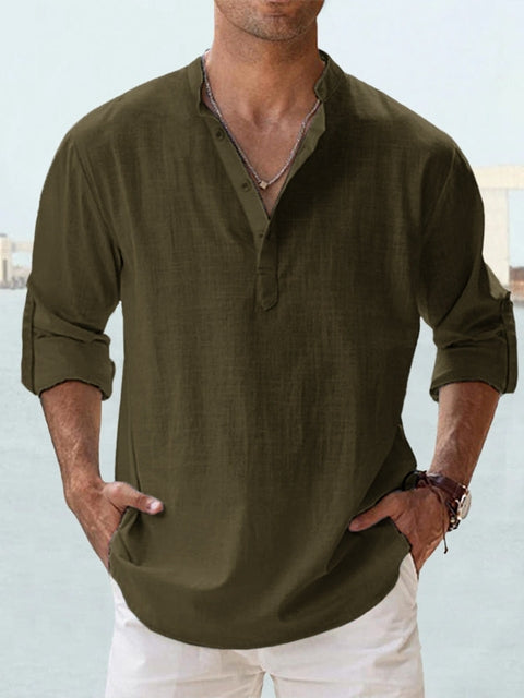 Versatile men's summer shirt: relaxed fit, breathable fabric, short sleeve, casual style for any warm day.