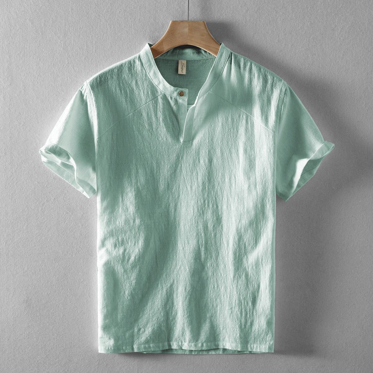 Effortless men's relaxed fit button-down shirt for a comfortable & casual everyday look.