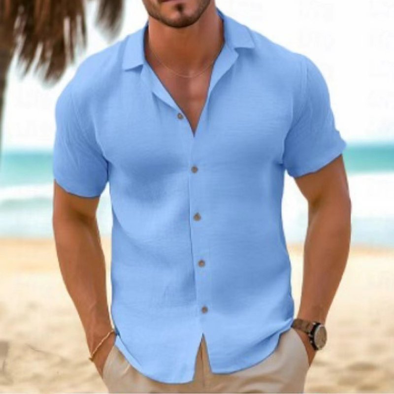 Versatile men's relaxed casual shirt, short sleeve, ideal for summer everyday & travel.