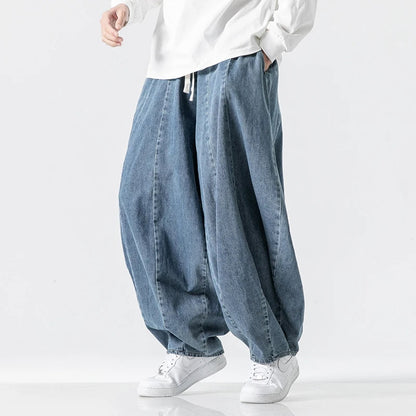 Comfy charcoal men's relaxed fit casual pants. Stylish joggers perfect for street style or active lounging.
