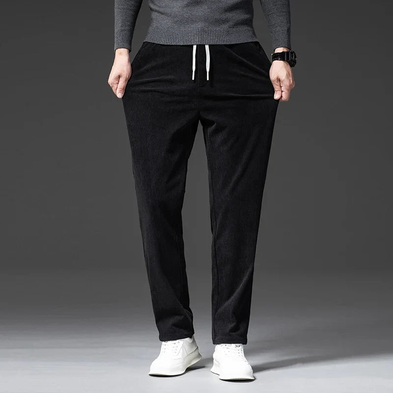 Comfortable men's relaxed fit pants, ideal for everyday wear, with an easy-to-adjust drawstring waist.