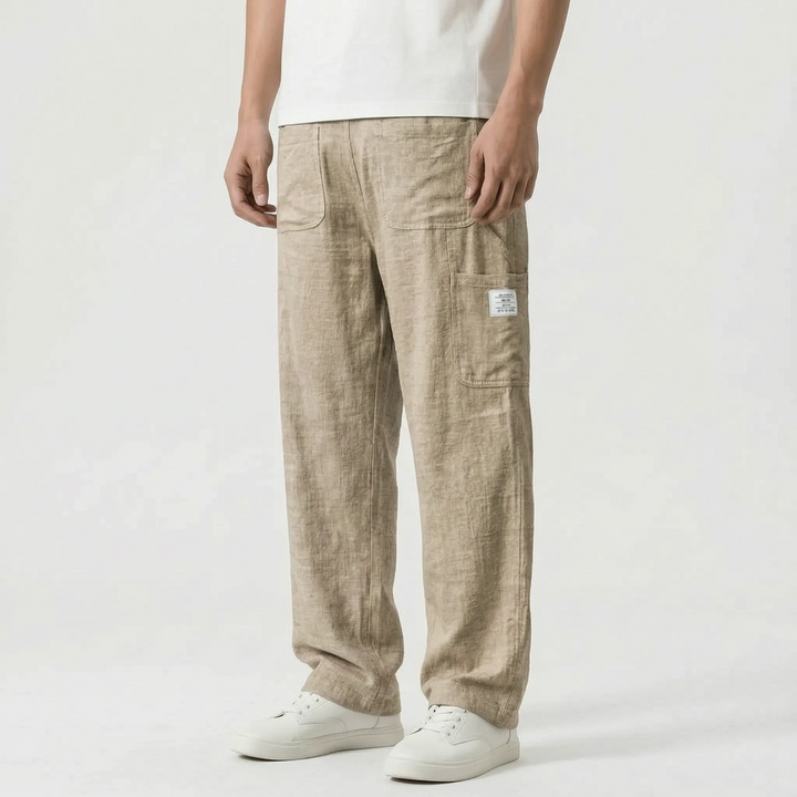 Streetwear men's relaxed fit cargo pants. Loose straight leg, casual style with practical pockets for daily wear.