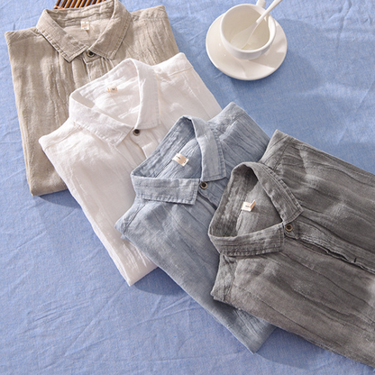 Modern men's short-sleeve summer shirt, relaxed fit, lightweight & breathable for comfort.