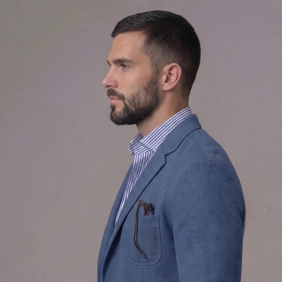 Stylish men's relaxed fit blazer jacket for summer, a modern smart casual wardrobe staple.