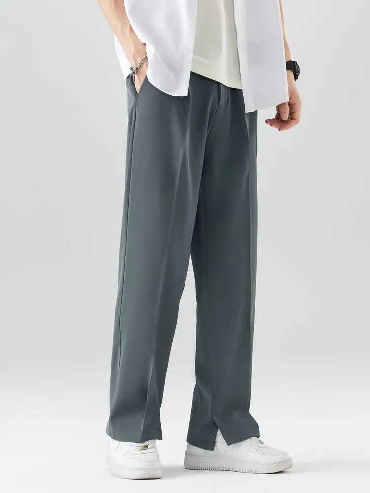 Men's lounge pants, relaxed fit, tapered for comfort. Great for relaxing at home & casual outings.