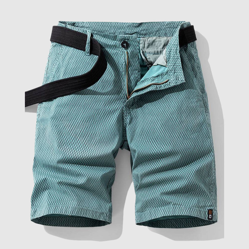 Stylish men's urban shorts with a relaxed fit, featuring a comfortable drawstring waist for everyday.