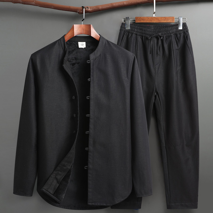 Men's comfortable Kyoto lounge set with a relaxed fit. Stylish homewear for leisure & relaxation.