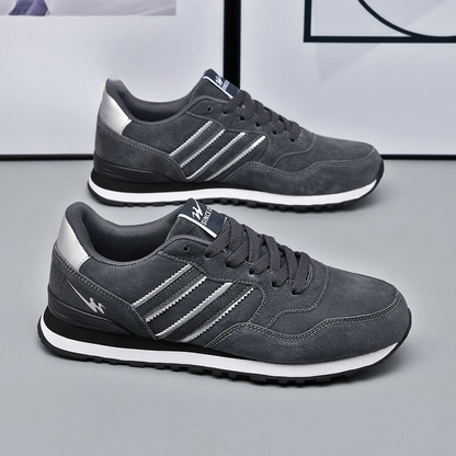 Men's fashion retro shoes, comfortable and lightweight for casual or walking use.