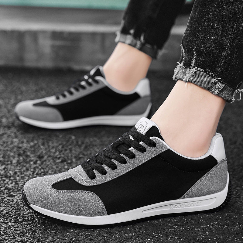 Walk in style with men's retro comfort sneakers, perfect for daily wear & casual outings.