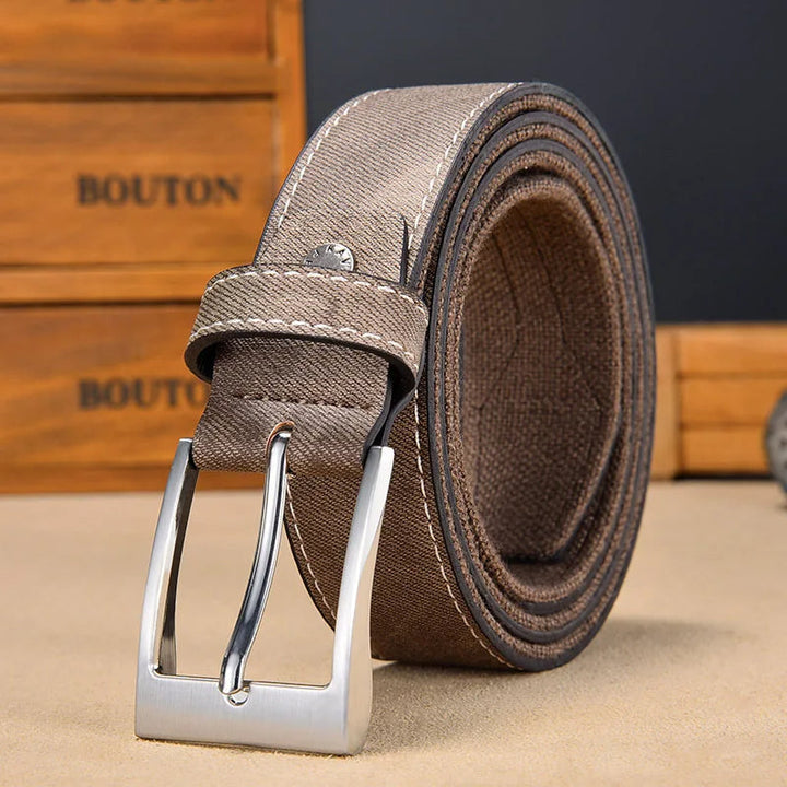 Men's adjustable denim-inspired reversible belt, ensuring a perfect, comfortable fit for all waist sizes.