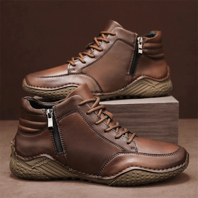 Rugged men's black Rover ankle boots, comfortable for all-day wear and everyday style.