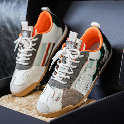 Men's casual utility shoes, perfect for city exploration and enhancing street style.