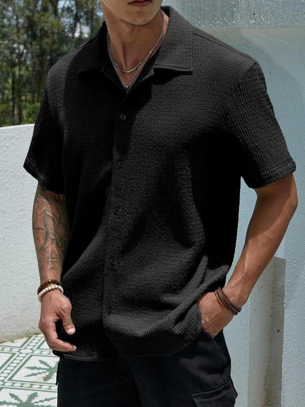 Comfortable men's short sleeve shirt with unique texture, perfect for versatile everyday wear.