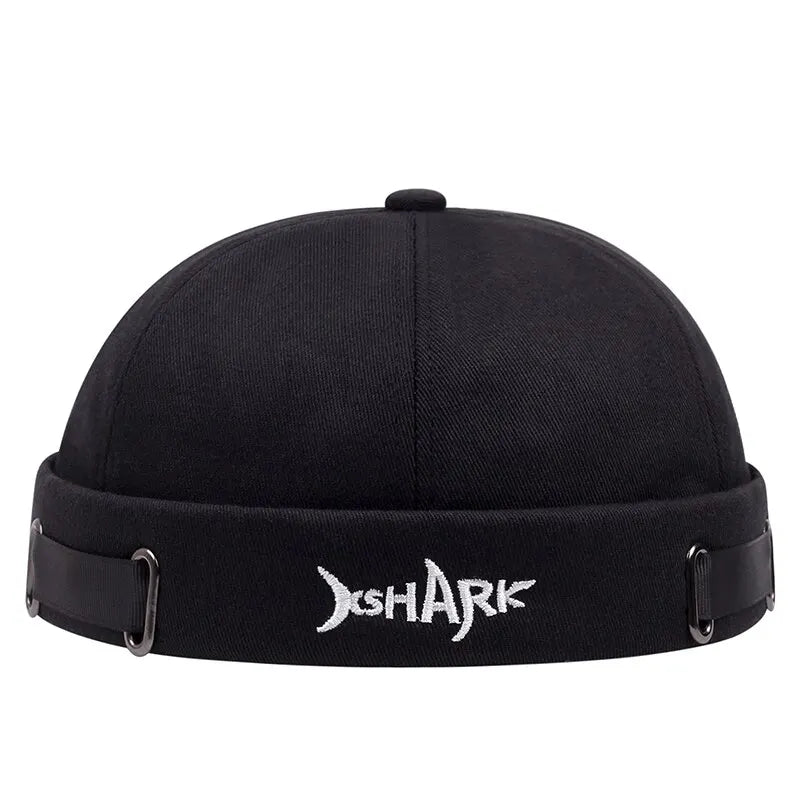 Fashionable men's Shark Mode beanie, featuring unique embroidery and streetwear design.