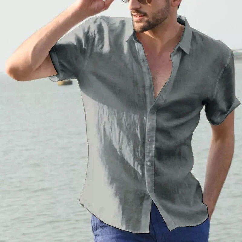 Relaxed fit men's linen shirt, short sleeve, ideal for summer fashion, vacations & casual outings.