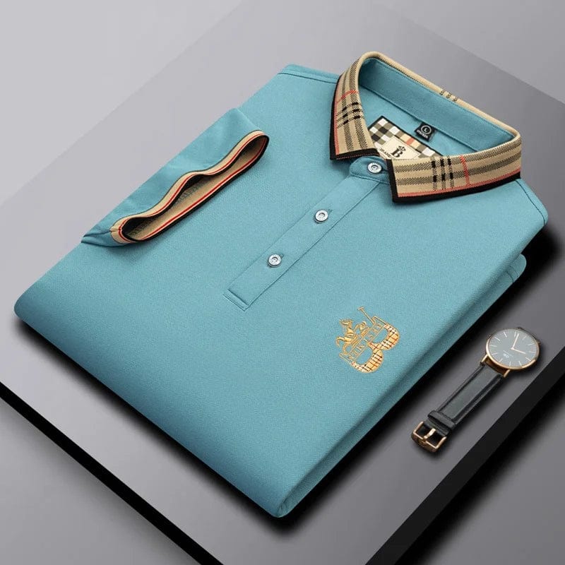 Men's apparel: refined short-sleeve polo shirt with embroidery, ideal for everyday style.