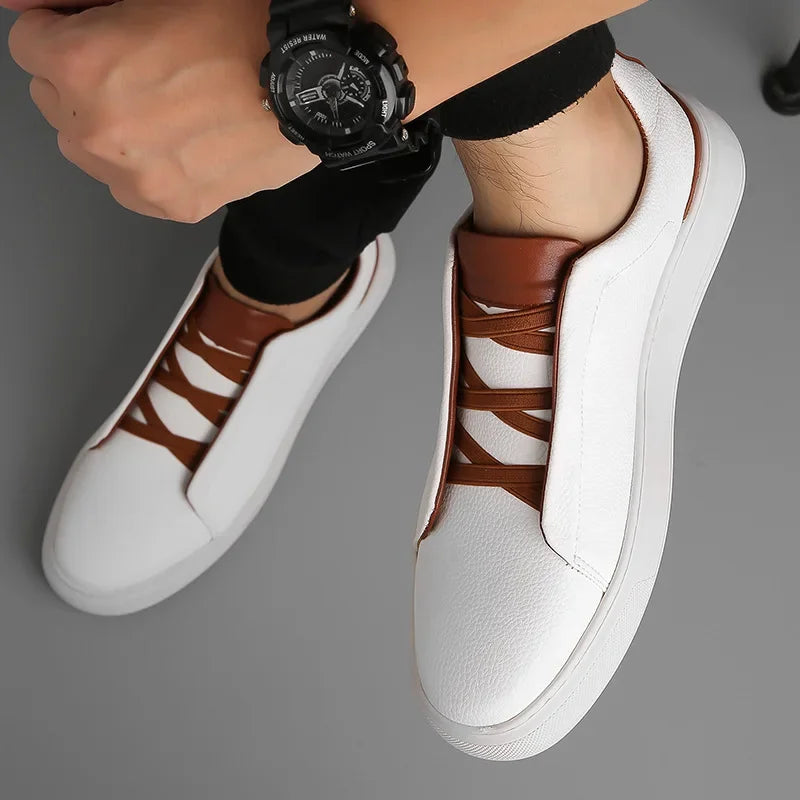 Effortless casual men's sneakers, combining modern design with superior comfort for everyday fashion.