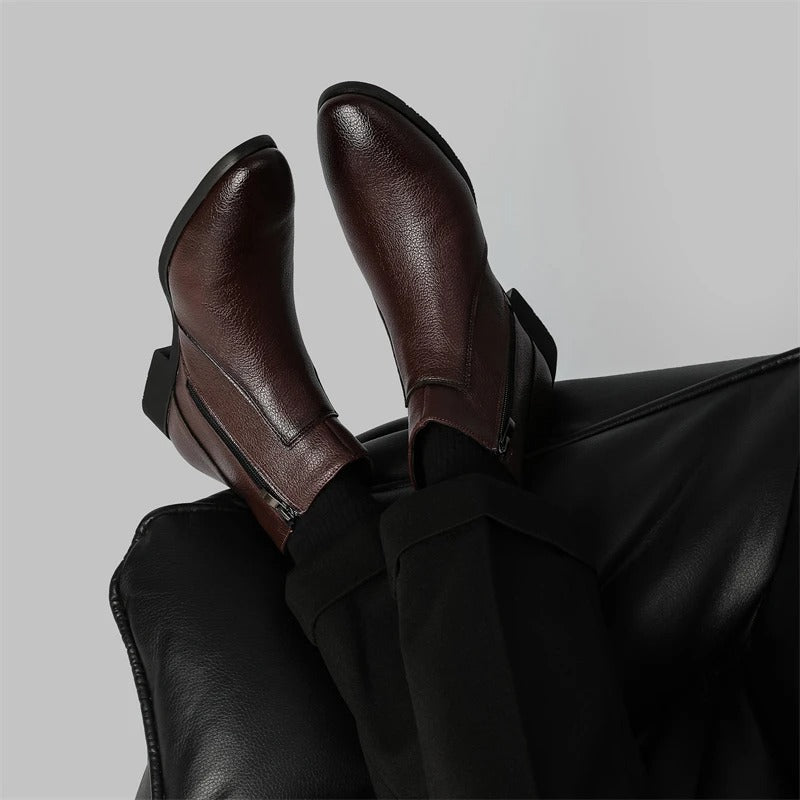 Everyday men's ankle boots with effortless side zip & stylish pointed toe.