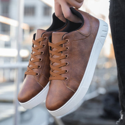 Modern men's everyday sneakers, sleek and comfortable, perfect for casual walking and stylish footwear.