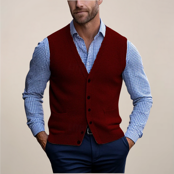 Versatile men's sleeveless knitwear vest, perfect for smart casual, office wear, or relaxed layering outfits.