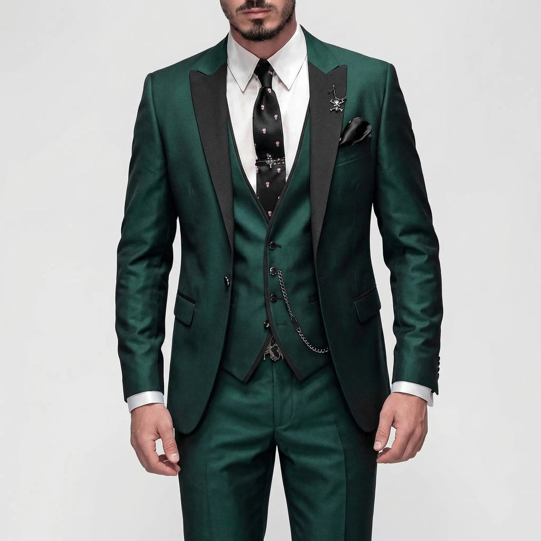 Stylish men's 3-piece slim-fit suit, great for wedding guests, proms, or formal business meetings.