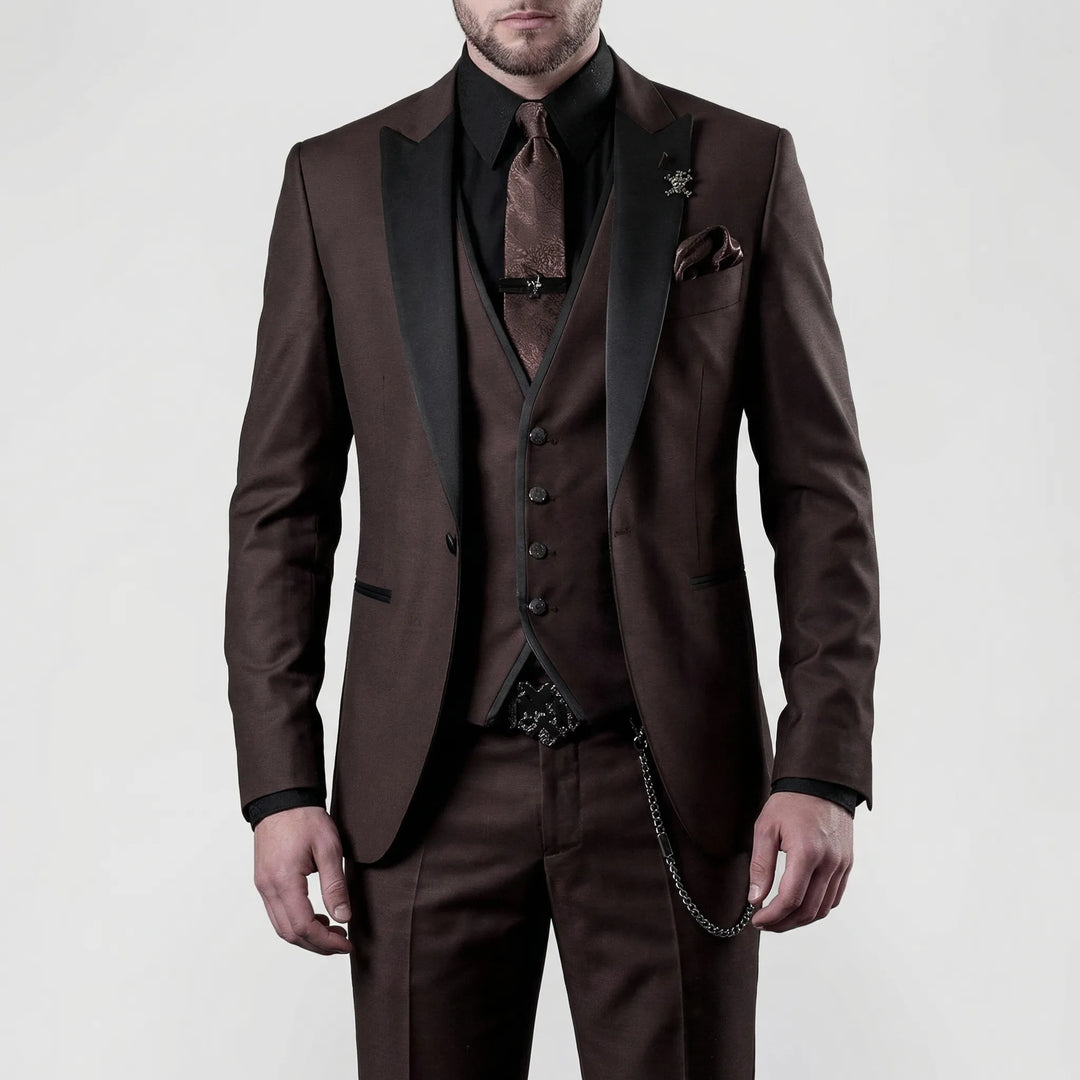 Men's slim-fit 3-piece suit with jacket, vest, and trousers; perfect formal wear for events.