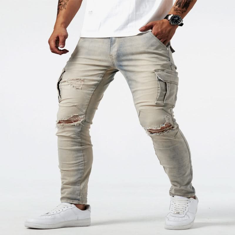 Man wearing slim fit cargo jeans, showing essential pockets & casual modern style for versatile outfits.