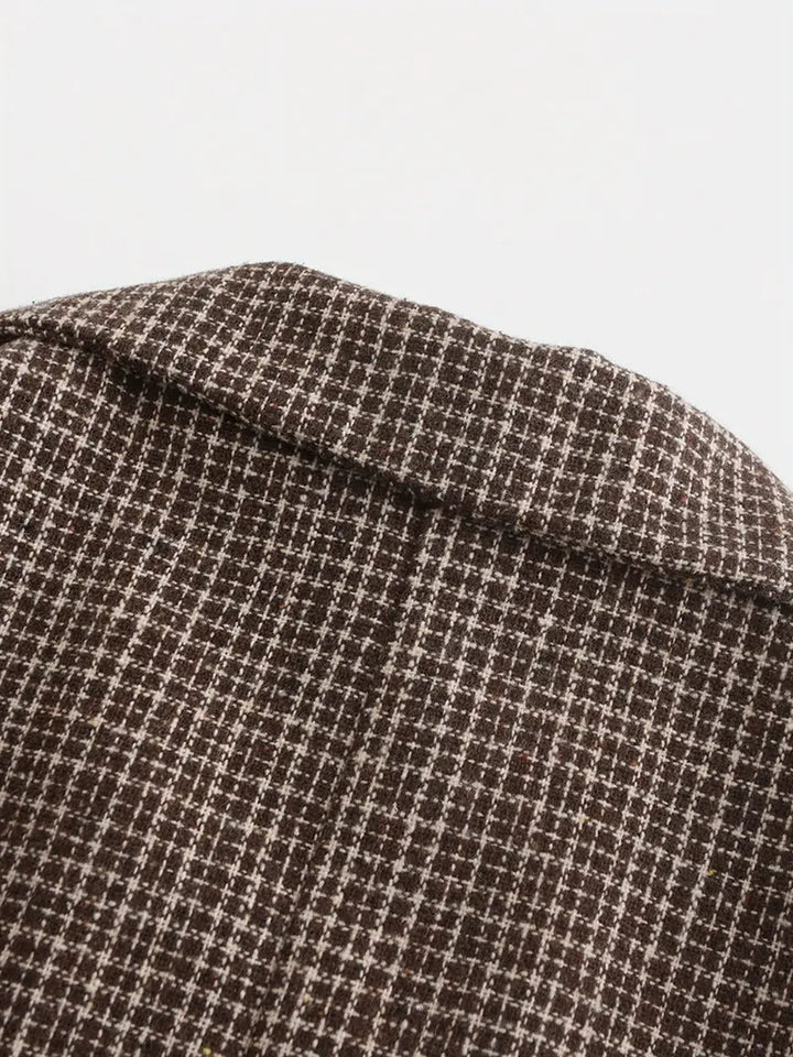 Stylish men's check double-breasted blazer, perfect for smart casual events, office wear, or formal occasions.