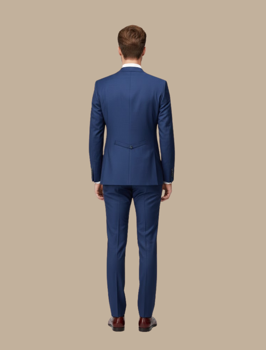 Stylish men's navy three-piece suit, slim fit design, suitable for formal business or wedding attire.