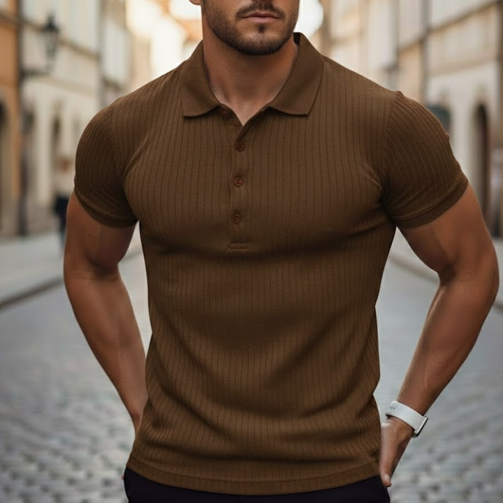 Fashionable men's slim fit short sleeve polo, offering a sleek look for everyday and active wear.