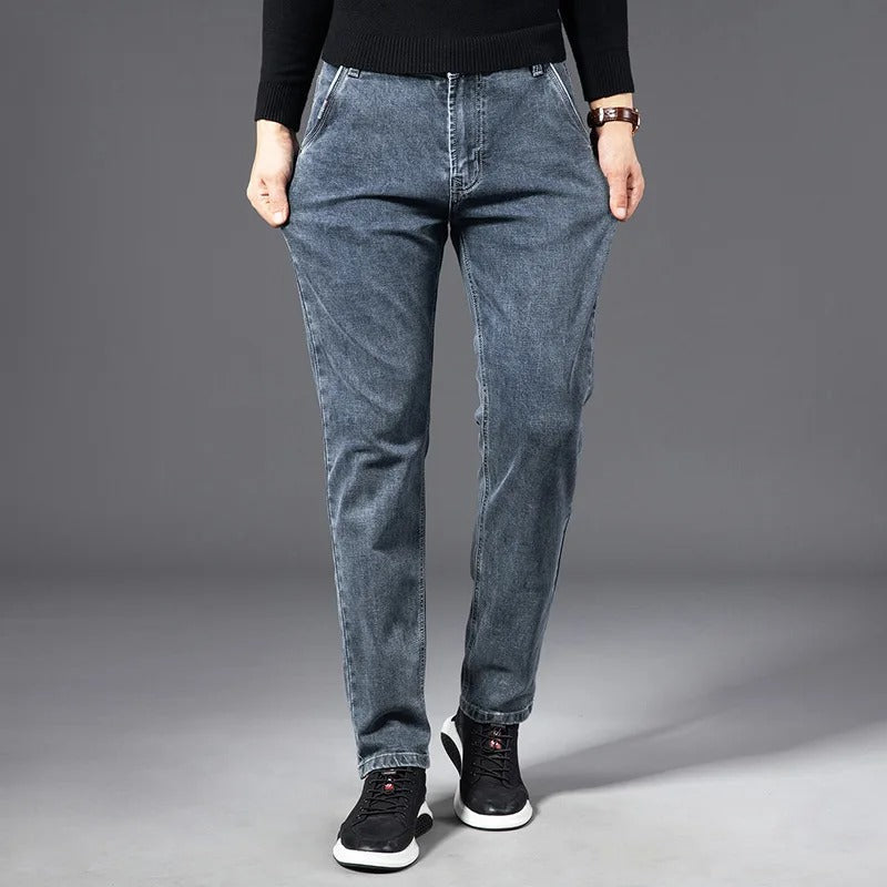 Comfortable men's slim-fit tapered stretch jeans. Ideal for casual everyday style & modern fashion.