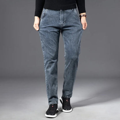 Comfortable men's slim-fit tapered stretch jeans. Ideal for casual everyday style & modern fashion.
