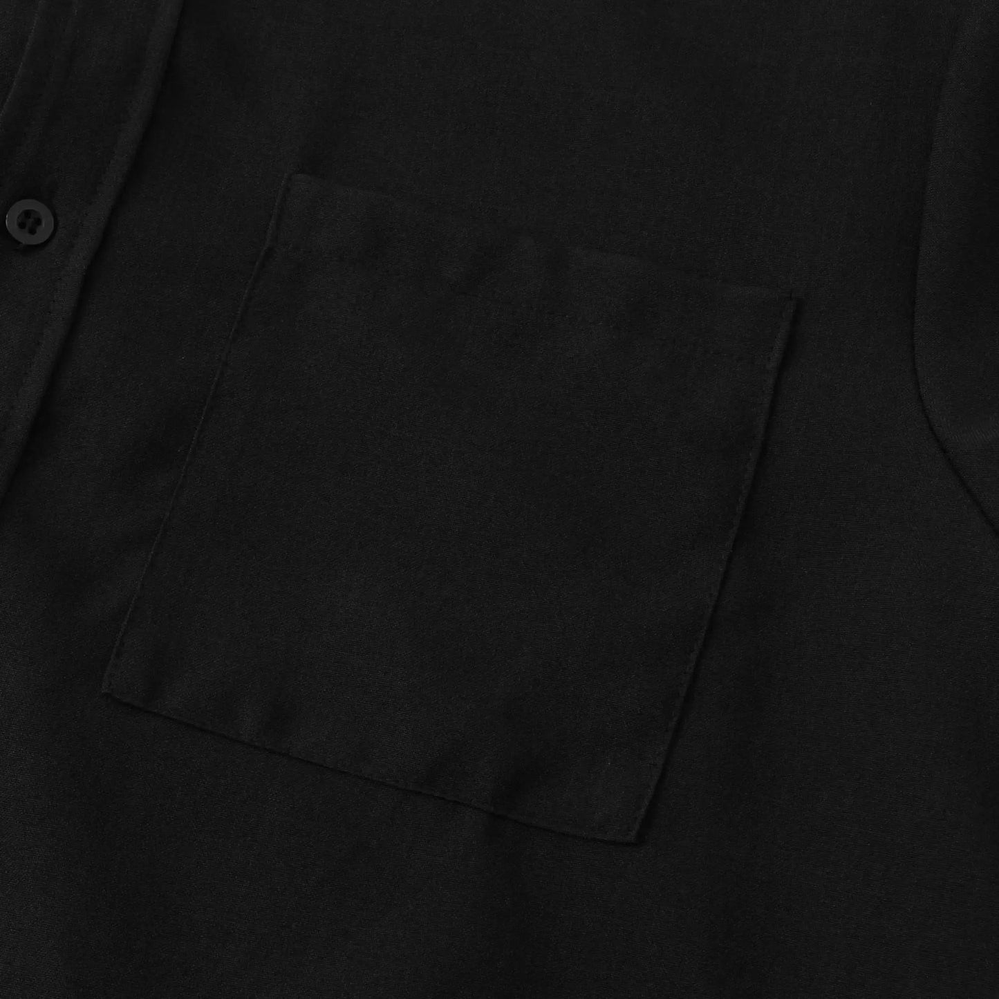 Men's casual Solaro shirt, short sleeve, ideal for summer, relaxed fit, easy style.