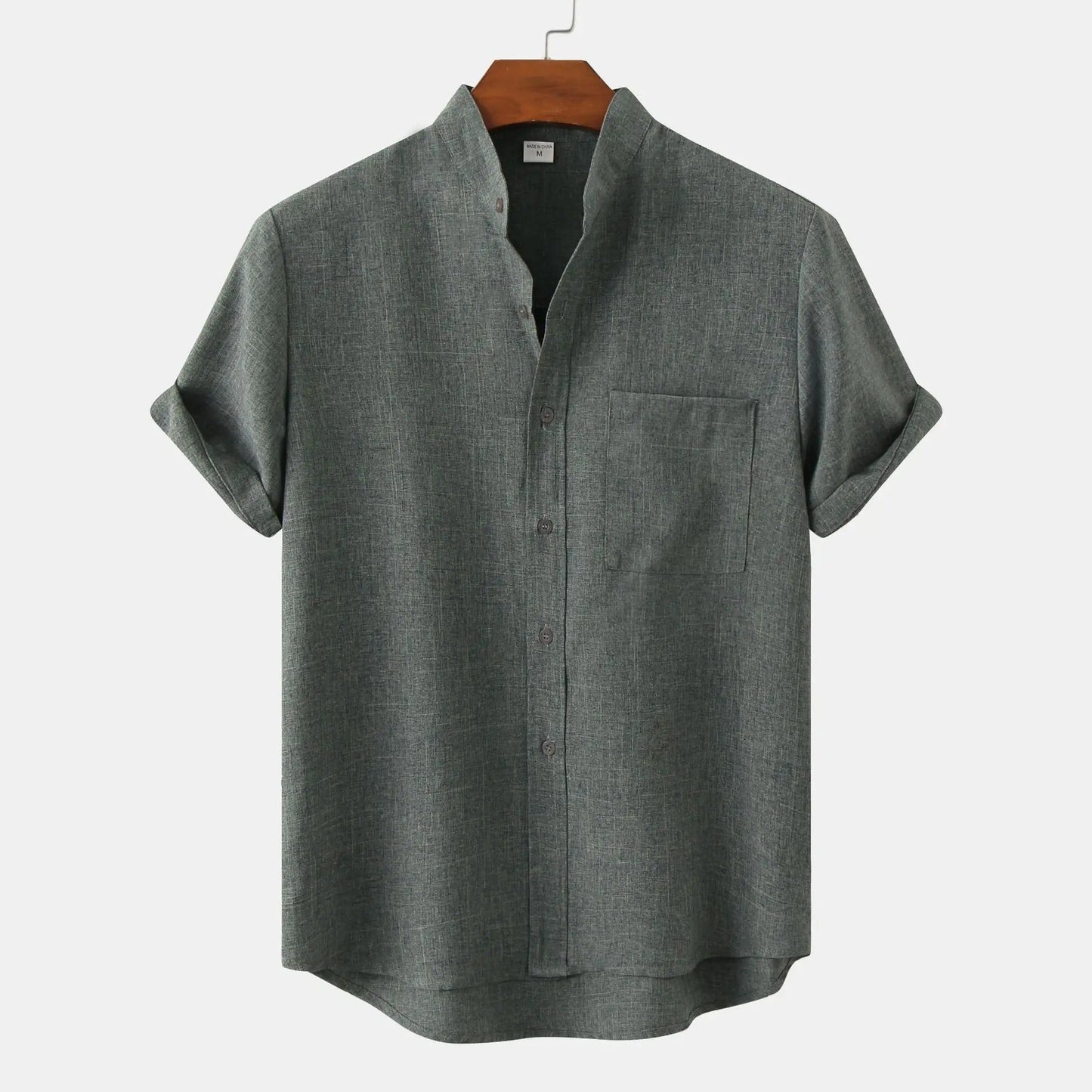 Relaxed fit men's Solaro summer shirt, short sleeve, ideal casual vacation wear.