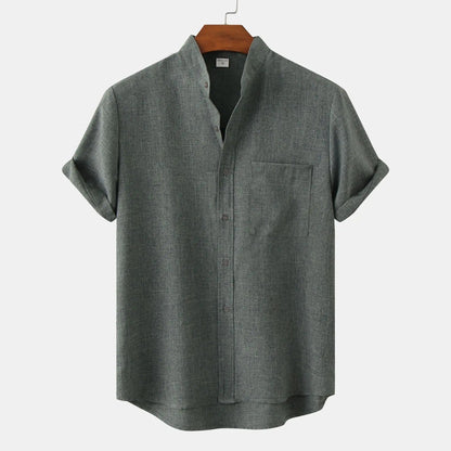 Relaxed fit men's Solaro summer shirt, short sleeve, ideal casual vacation wear.