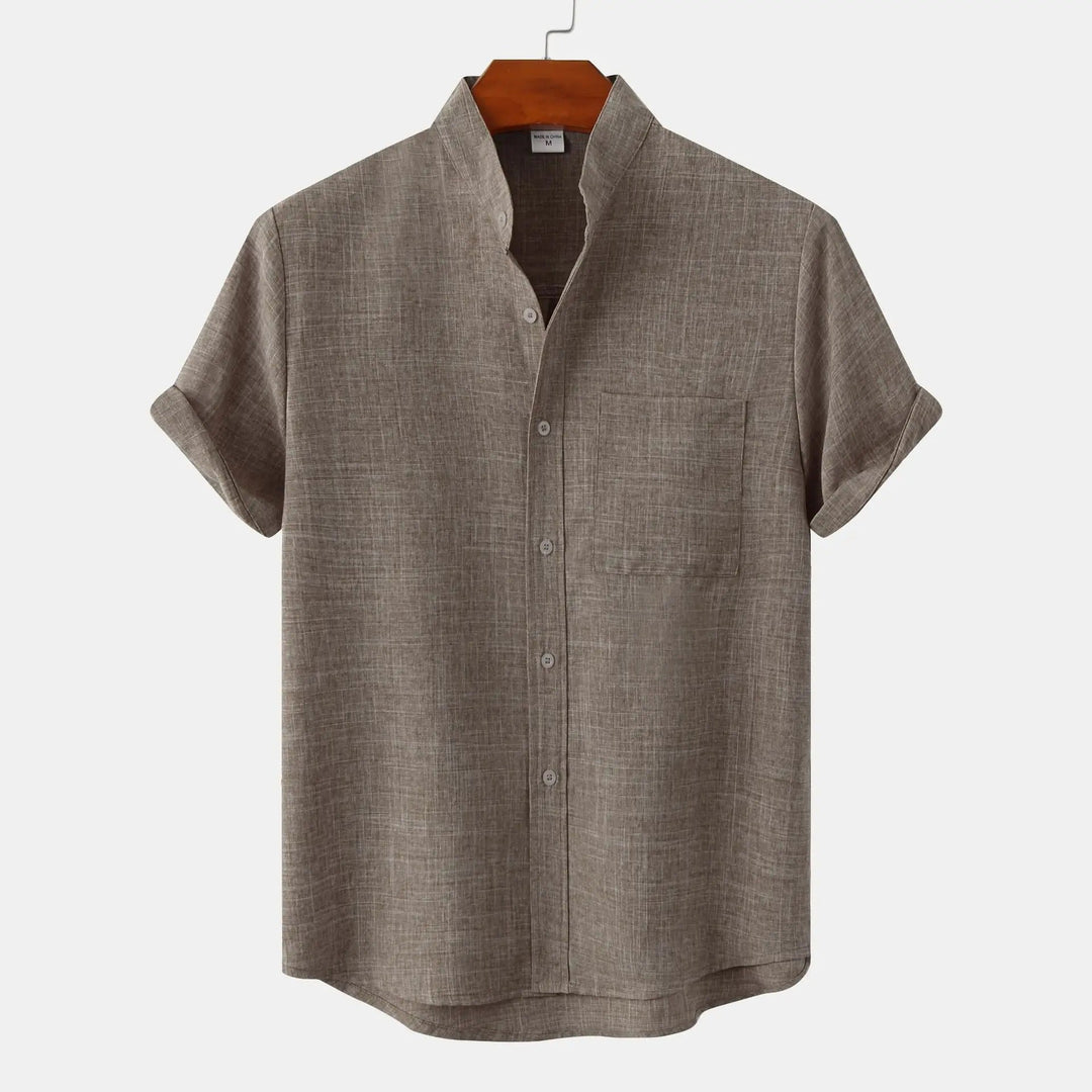 Mandarin collar men's Solaro short sleeve shirt, lightweight, perfect for summer vacation.