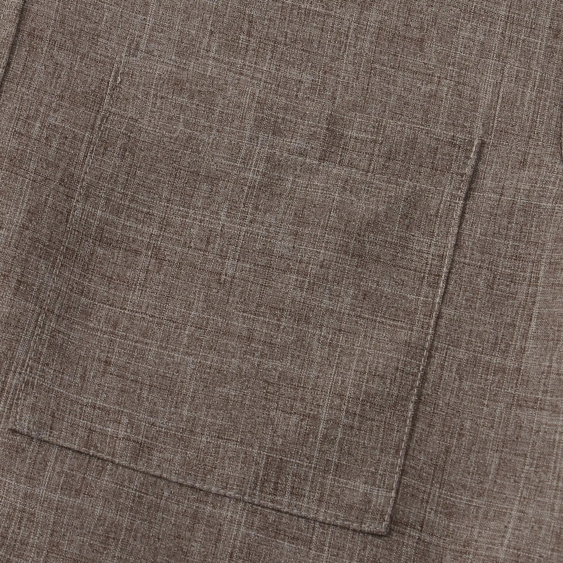 Vacation ready Solaro men's shirt, short sleeve, lightweight, mandarin collar, casual look.