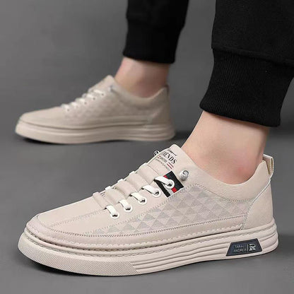 Men's Sonnet Everyday Comfort Sneakers, combining style, support & lightness.