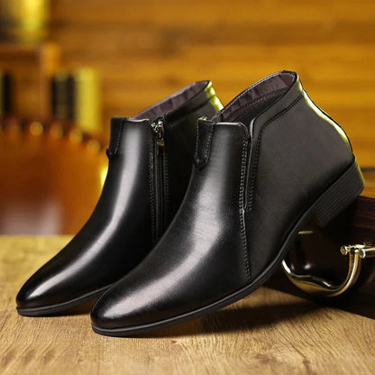 Comfortable Sorrento men's ankle boots, blending modern style with practical design for all-day wear.